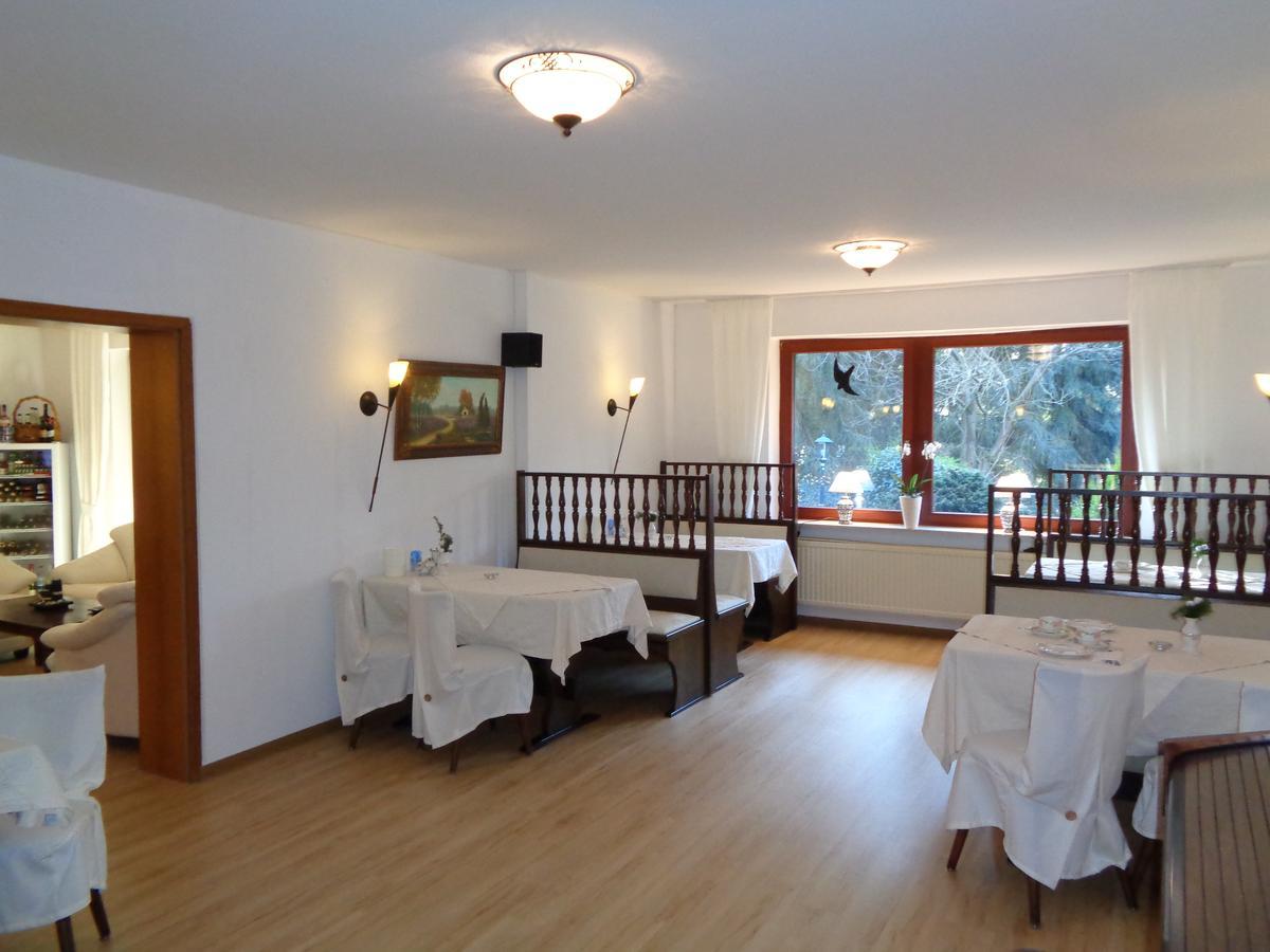 Hotel Garni Eichhornkobel Faßberg Eksteriør billede