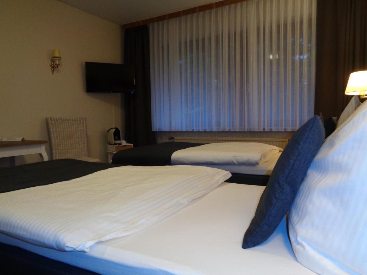 Hotel Garni Eichhornkobel Faßberg Eksteriør billede