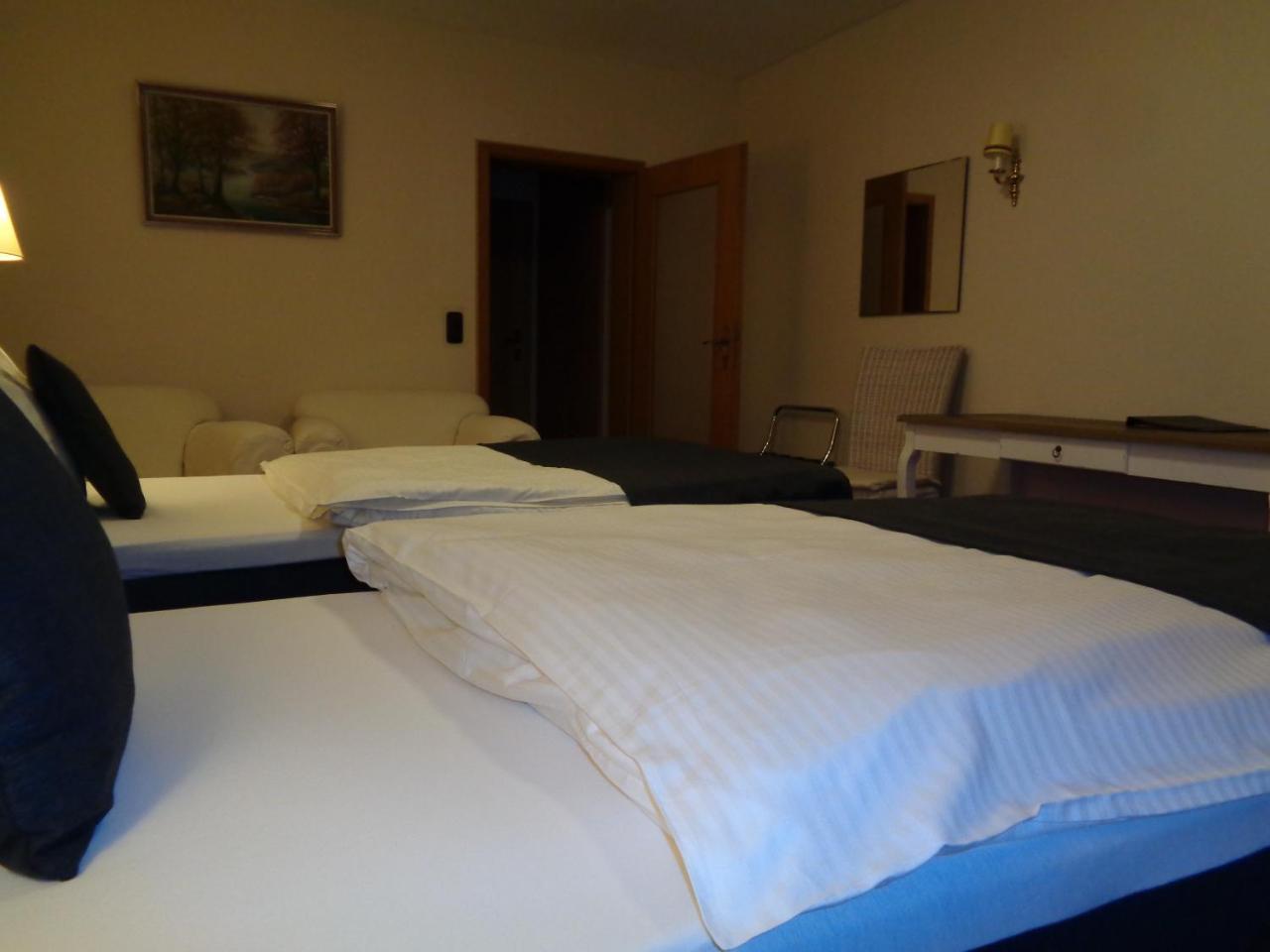 Hotel Garni Eichhornkobel Faßberg Eksteriør billede